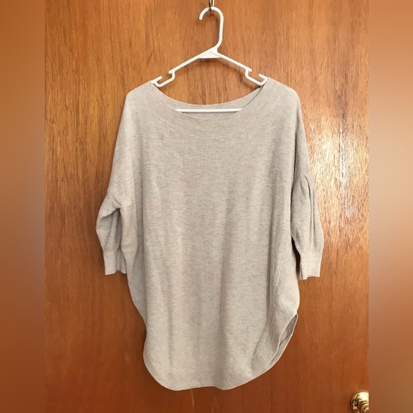 Express Tops - Express Extreme Circle Hem Volume Sleeve Sweater Sz S
